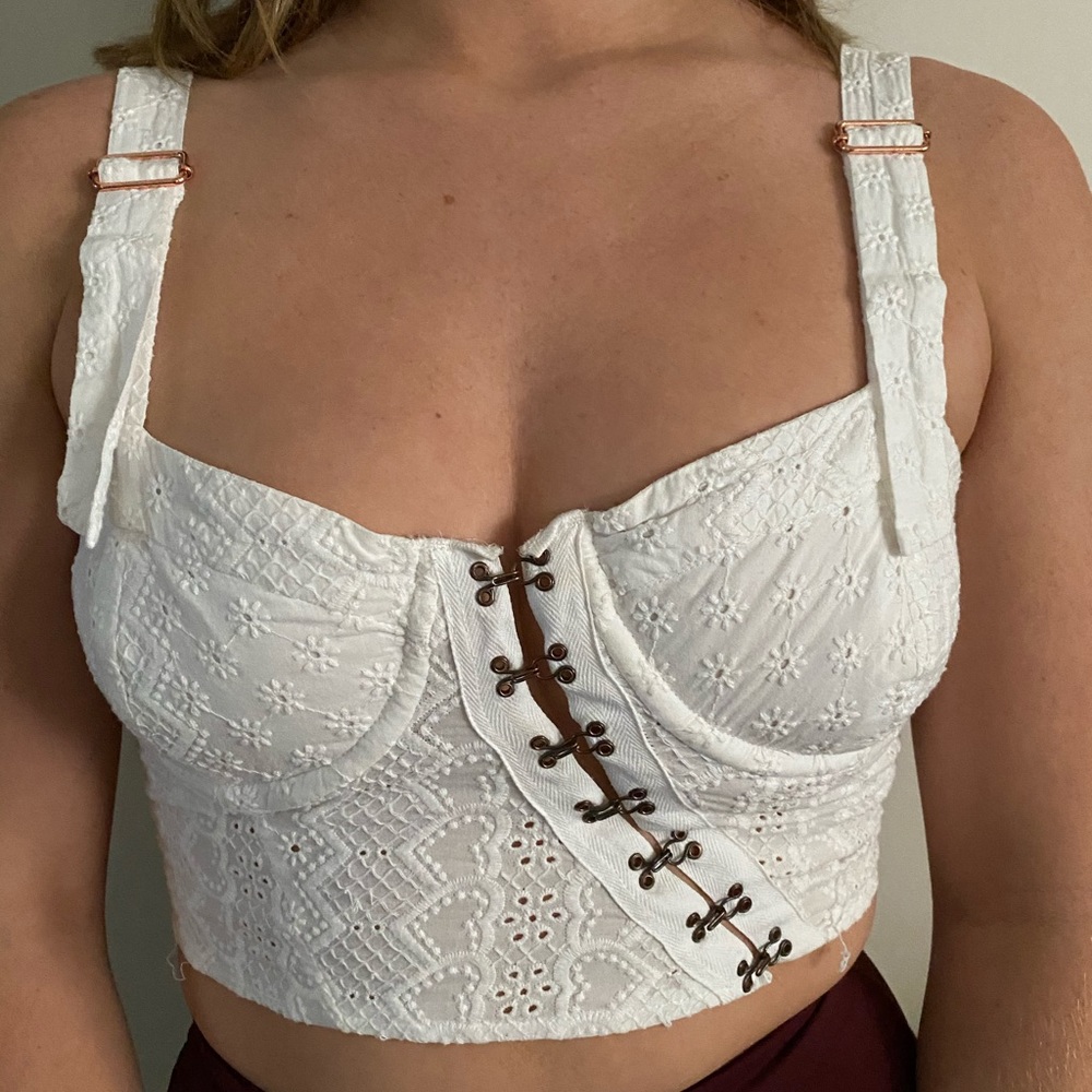 For love and lemons hook crop top